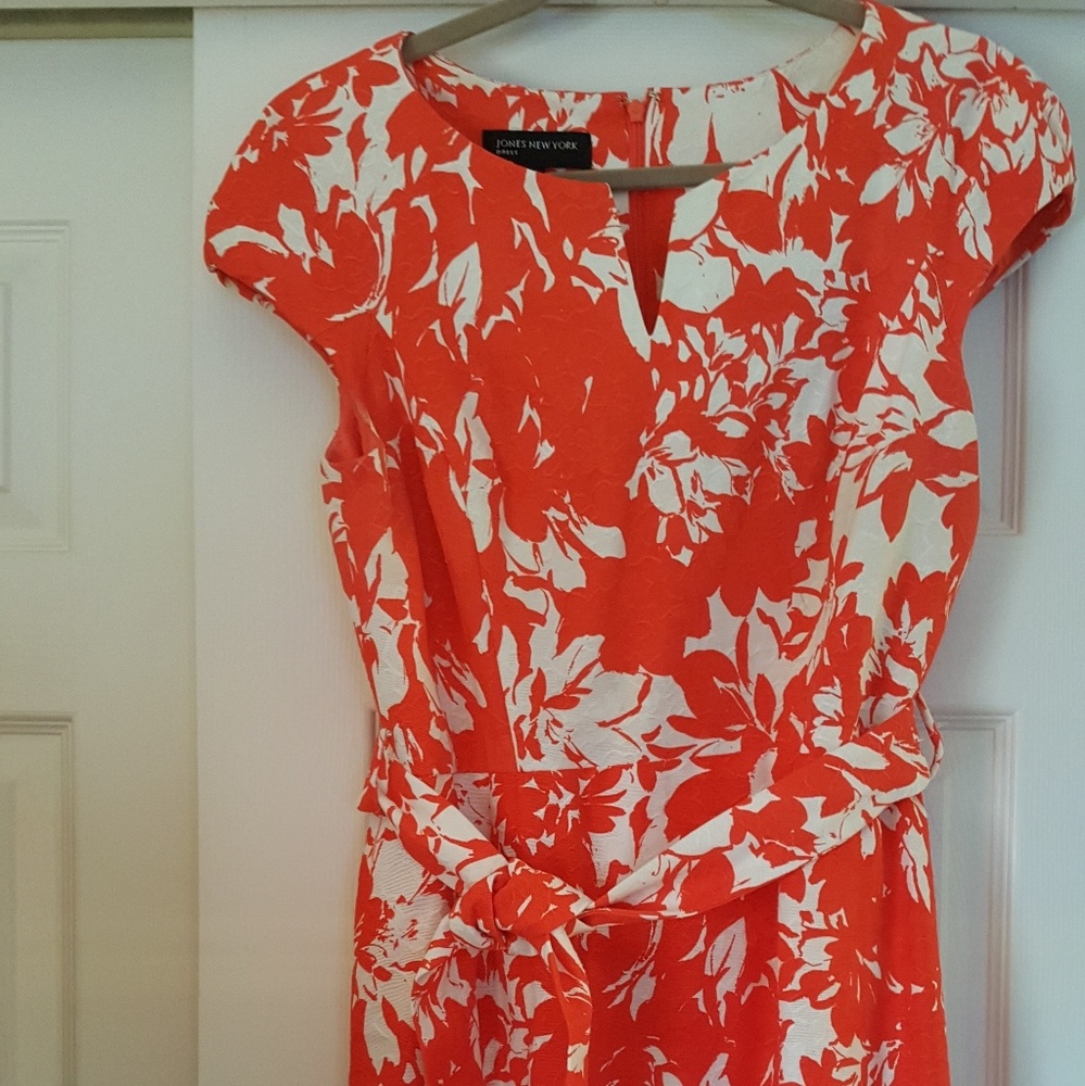 Jones New York dress as 6